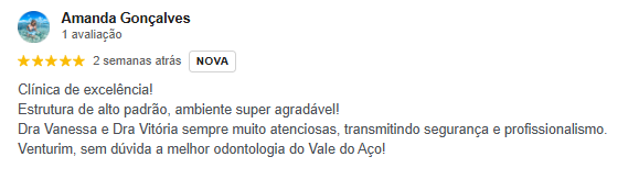 Depoimento do paciente Lucas, que elogia a infraestrutura moderna e a tecnologia da clínica.